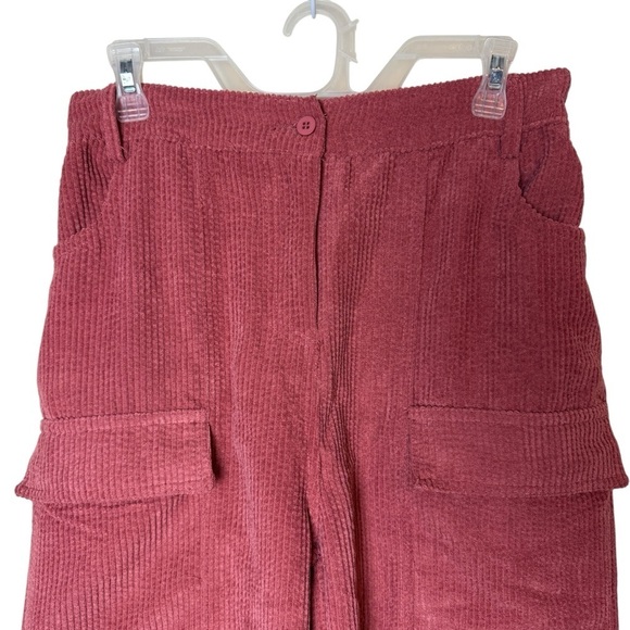 Hunter & Brown Dusty Coral Corduroy Wide Leg Cargo Style Pants Sz. M - Picture 5 of 14